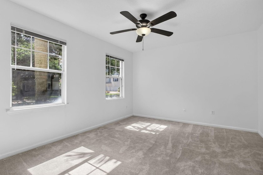 Rare Ground-Floor End Unit w/One-Car Garage In The Heart Of - photo 17