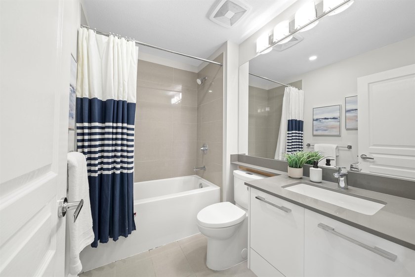 WATERFRONT 3 bed/2.5 bath townhome in Polygon's Beaufort Landing - photo 24