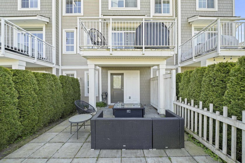 WATERFRONT 3 bed/2.5 bath townhome in Polygon's Beaufort Landing - photo 26