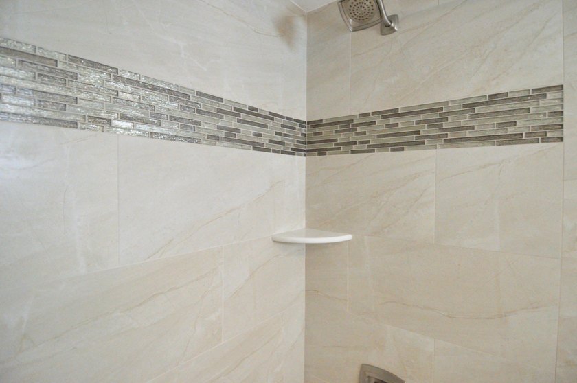 Enjoy waterfront living in this beautifully updated 2-bedroom - photo 27