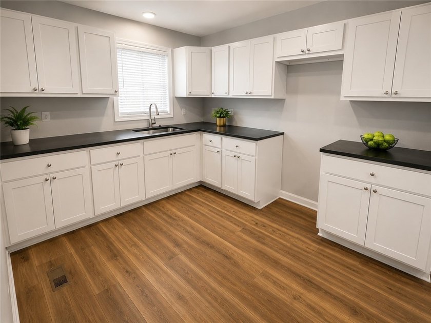 Another Rockin' Rochester Property! What an outstanding - photo 4