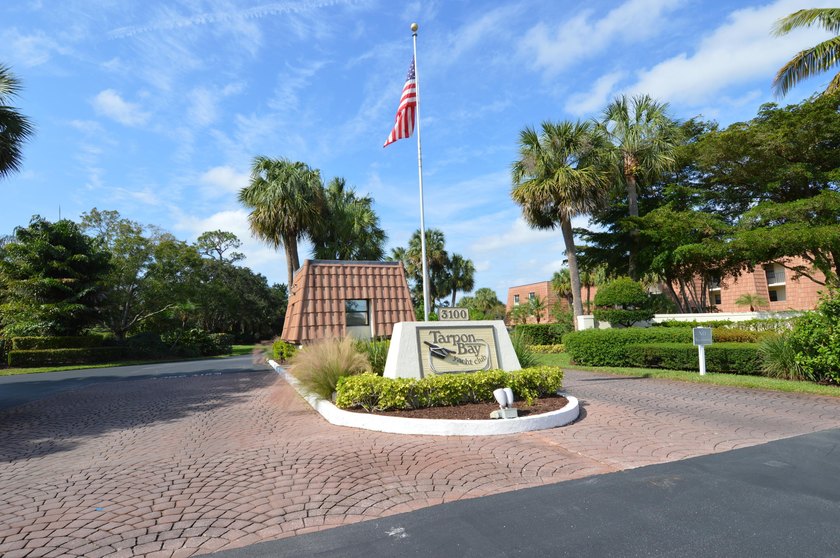 Enjoy waterfront living in this beautifully updated 2-bedroom - photo 49