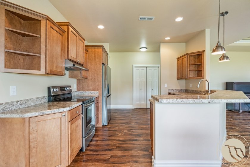 Enjoy low-maintenance living in this patio home located in - photo 11