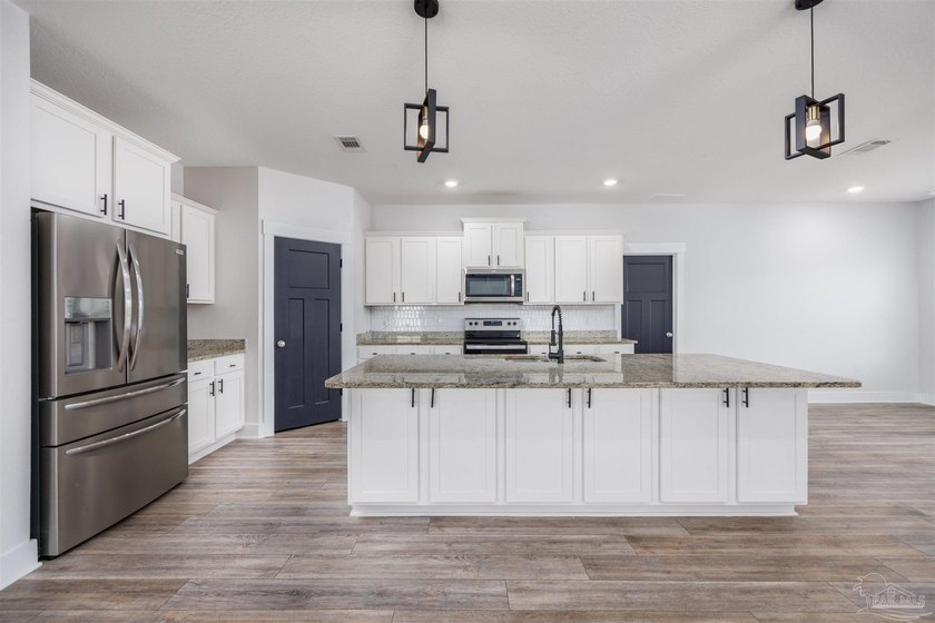 A flexible 4-bedroom layout with a dedicated bonus office - photo 11