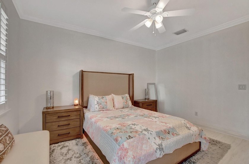 Modern, Move-In Ready Townhome in Central Park - Low HOA, Prime - photo 20