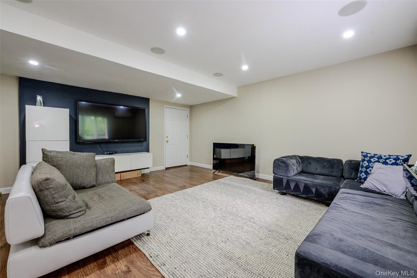 Welcome to this bright sun-drenched Colonial, ideally located in - photo 8