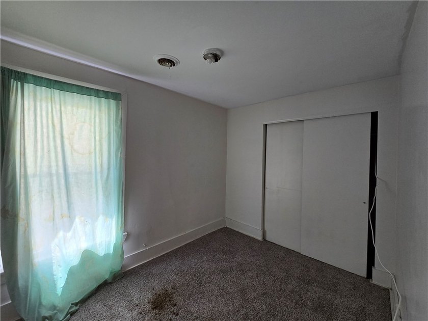 Outstanding opportunity for investors or owner-occupants! This - photo 15