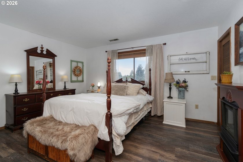 This truly unique property offers a rare combination of acreage - photo 16