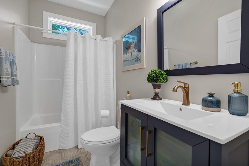 Welcome to your immaculate island oasis in the coveted Marsh - photo 21