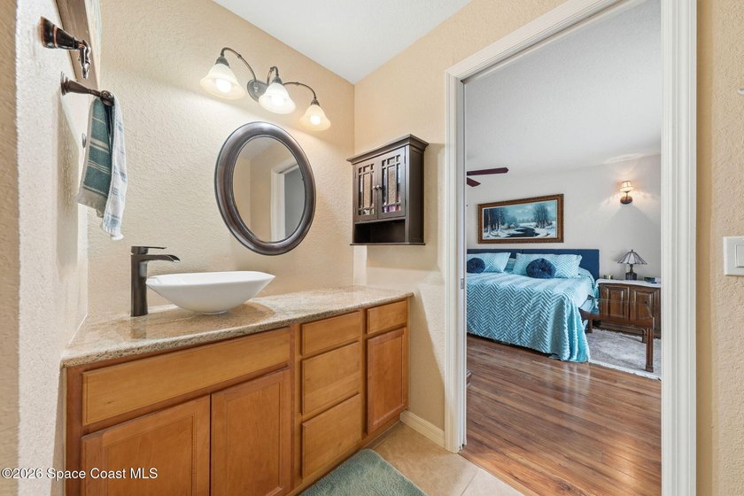 Beautiful Arbor Ridge Community. Home features 3 Bedrooms ,2 - photo 22