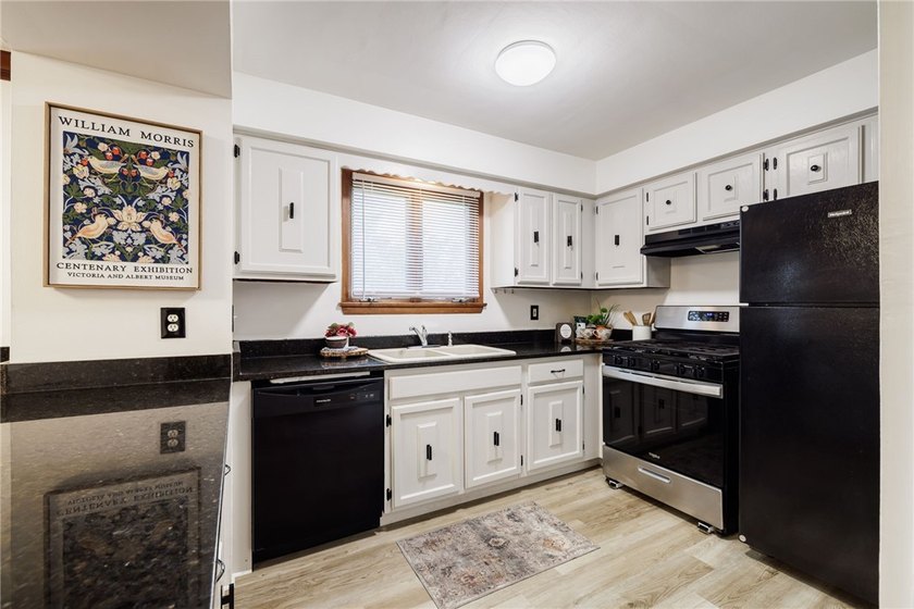 Welcome home to this charming 3-bedroom, 1-bath Colonial in - photo 6