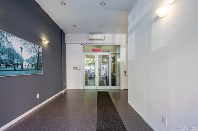 Indoor Parking Space Included - Spacious 2-Bedroom Condo in - photo 3
