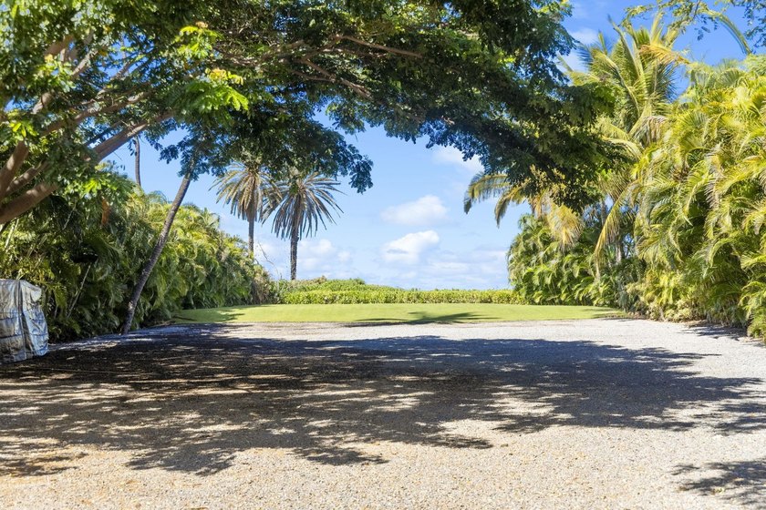 Envision crafting your bespoke luxury retreat on this exquisite - photo 22