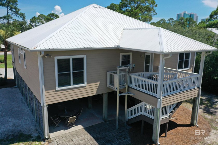 Welcome to your perfect coastal retreat in the heart of Orange - photo 6