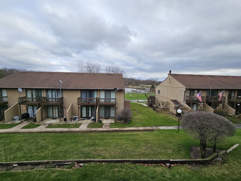 BEST BUY IN FOX LAKE - Resort Living at an Unbeatable Price Wake - photo 9