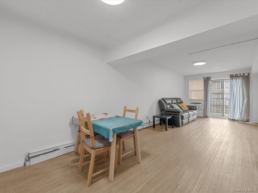 Rarely available south-facing one-bedroom, one-bathroom condo - photo 3