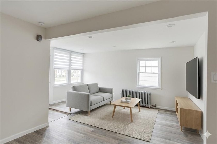Newly renovated 1Family located in the heart of Canarsie with 3 - photo 4