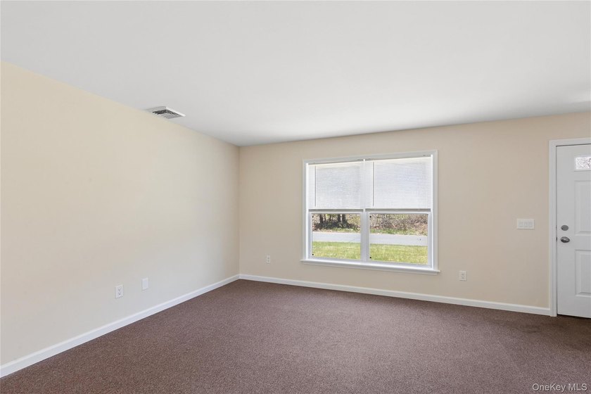 Welcome to this meticulously maintained Ranch in Bellport. This - photo 6