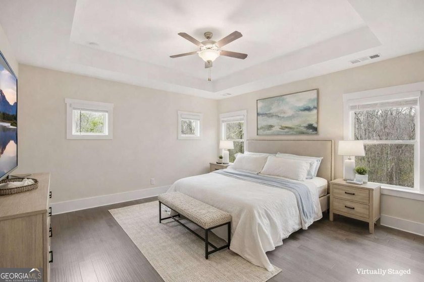 Owner's suite on the main, flexible main-level guest/office - photo 16