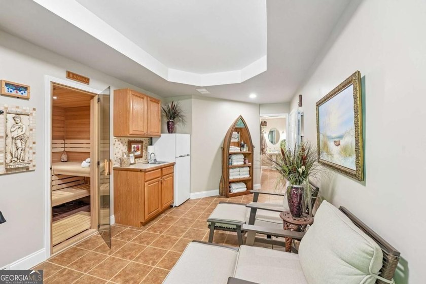 MAJOR PRICE IMPROVEMENT! One of the best priced-per-sqft homes - photo 23