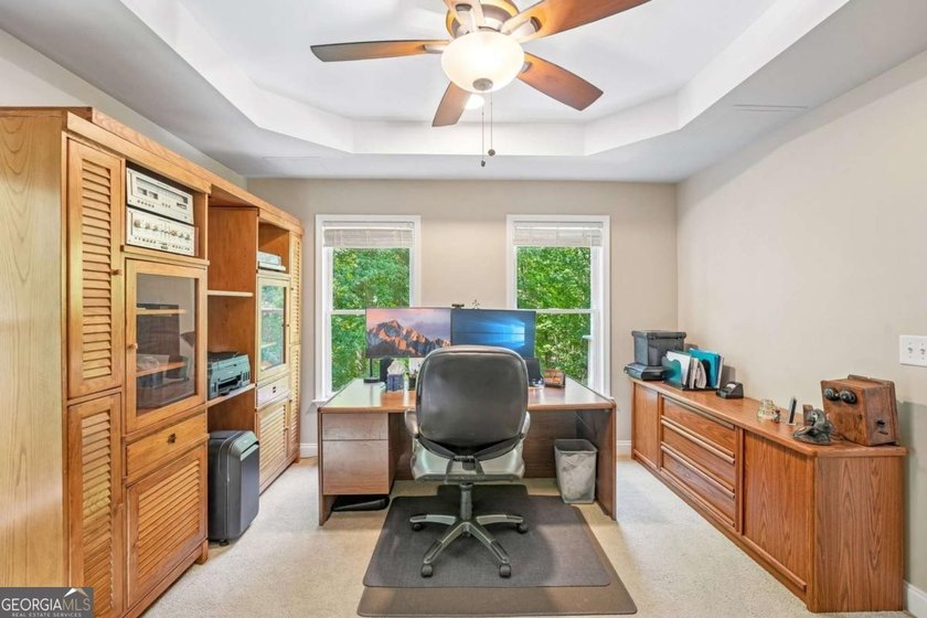 MAJOR PRICE IMPROVEMENT! One of the best priced-per-sqft homes - photo 25