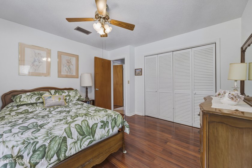 Welcome home to this beautiful 4 bedroom, 2 bath pool home in - photo 35