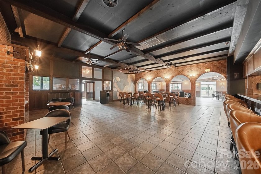 Exceptional commercial opportunity offering over 8,700 square - photo 6