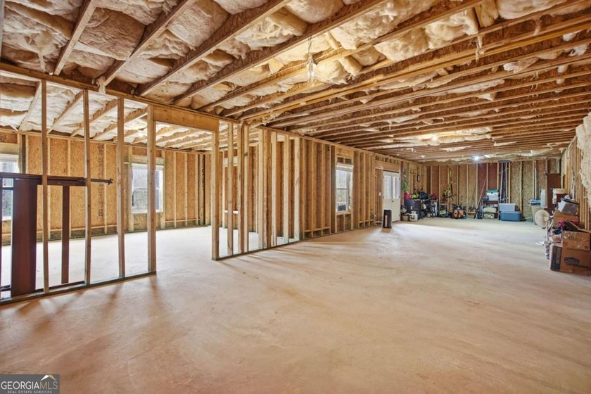 Owner's suite on the main, flexible main-level guest/office - photo 36
