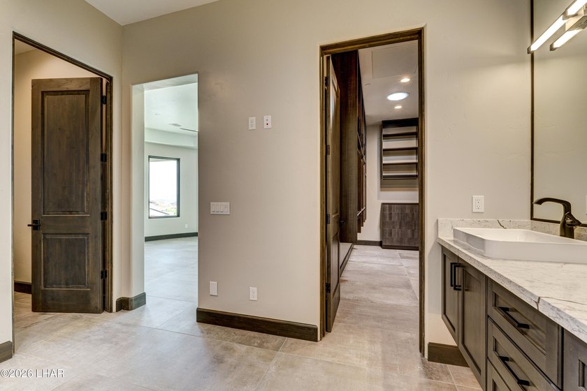 Experience elevated desert living in this beautifully crafted - photo 37