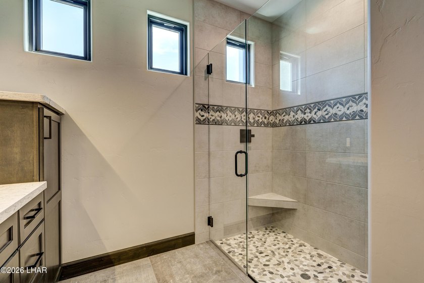 Experience elevated desert living in this beautifully crafted - photo 43