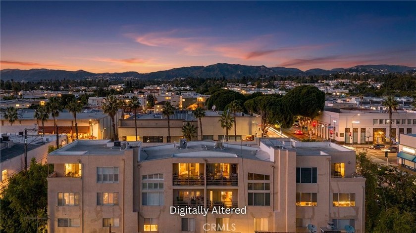 Proud to present this stunning 3-bedroom, 2.5-bath - photo 40