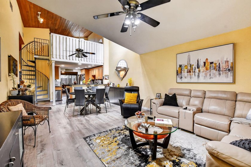 HUGE PRICE REDUCTION, Don't miss this one!!! Welcome to this - photo 14