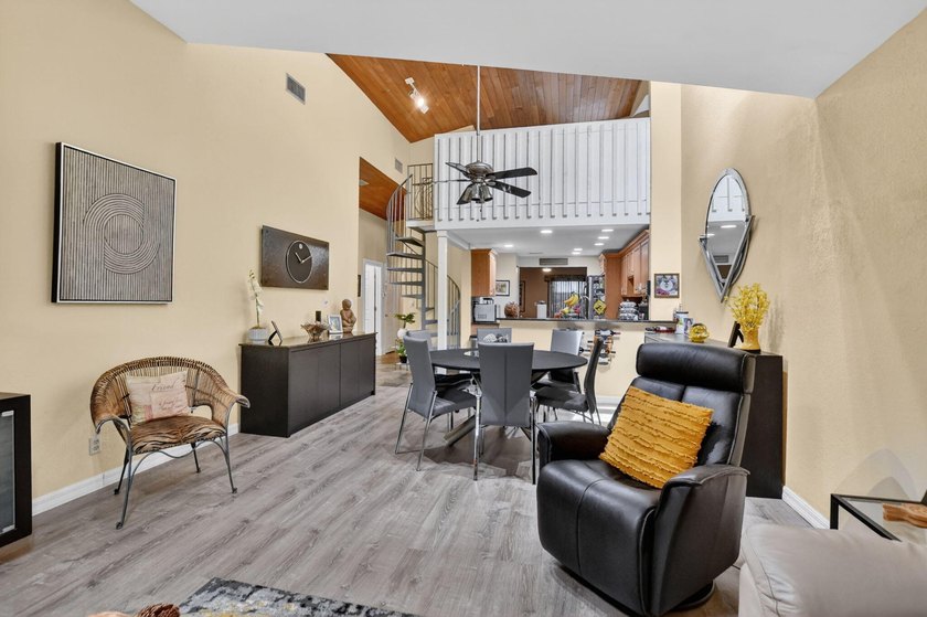 HUGE PRICE REDUCTION, Don't miss this one!!! Welcome to this - photo 15