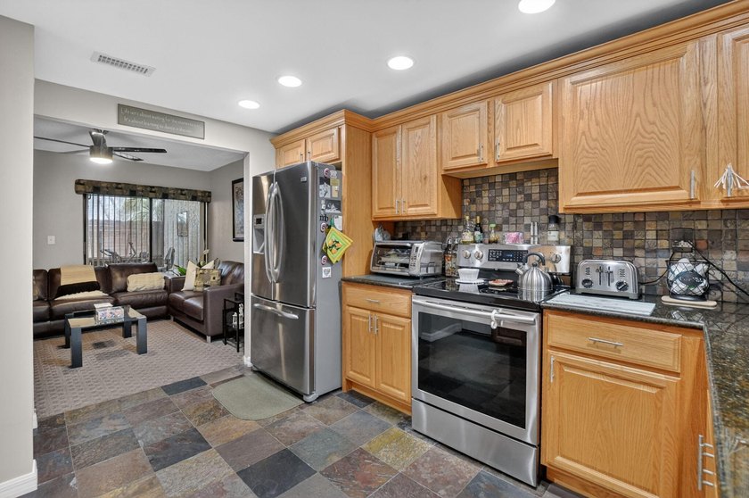 HUGE PRICE REDUCTION, Don't miss this one!!! Welcome to this - photo 16