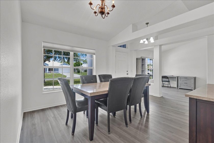Discover the perfect combination of space, comfort, and location - photo 16