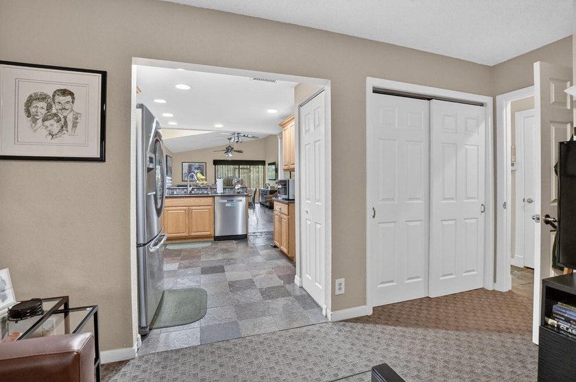 HUGE PRICE REDUCTION, Don't miss this one!!! Welcome to this - photo 19