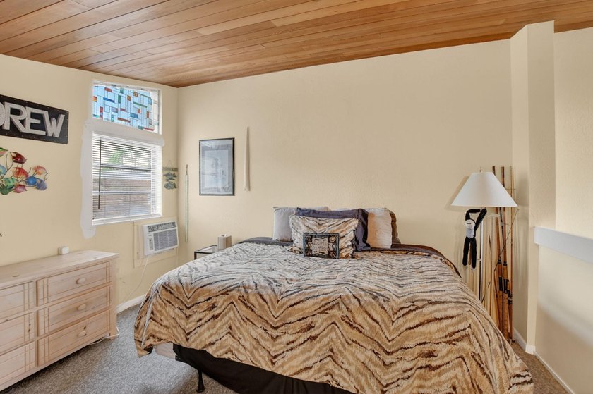 HUGE PRICE REDUCTION, Don't miss this one!!! Welcome to this - photo 22