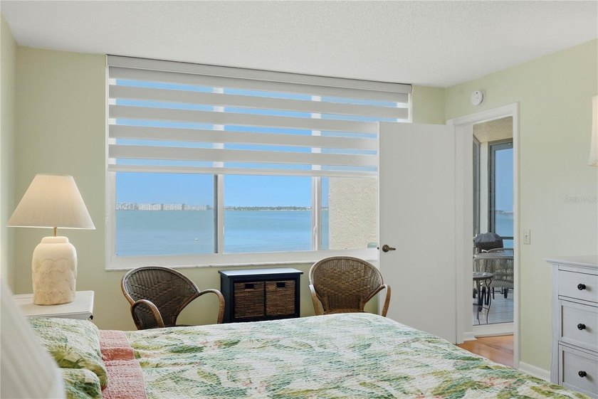 You are going to love this delightful waterfront condominium - photo 8