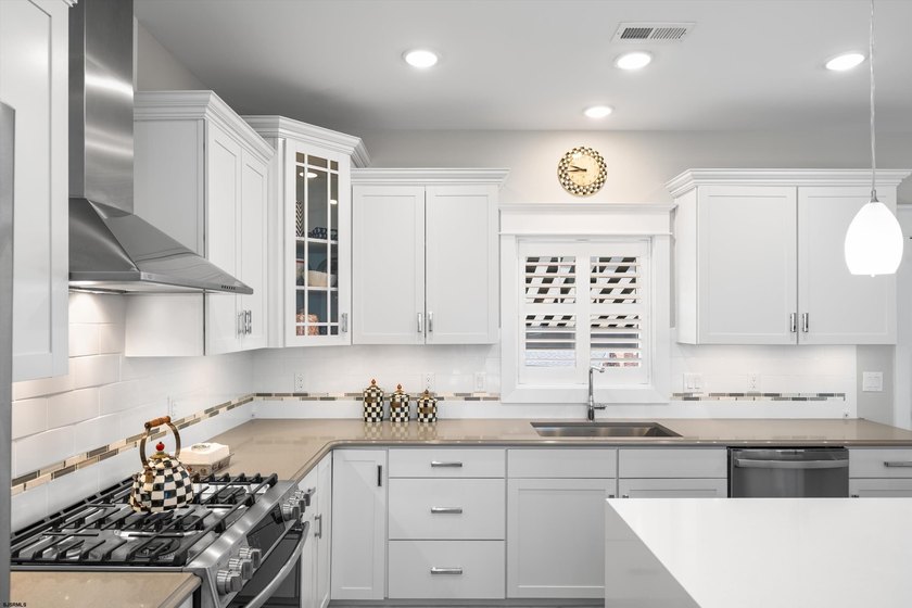 Located in the highly sought-after Gardens section of Ocean City - photo 18