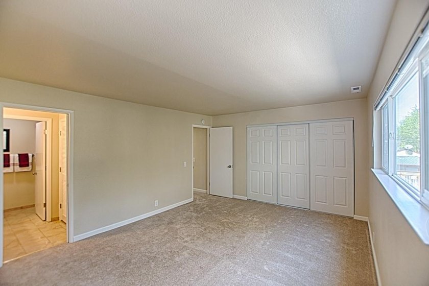 Peaceful, tucked away townhome just minutes from the Santa Cruz - photo 14