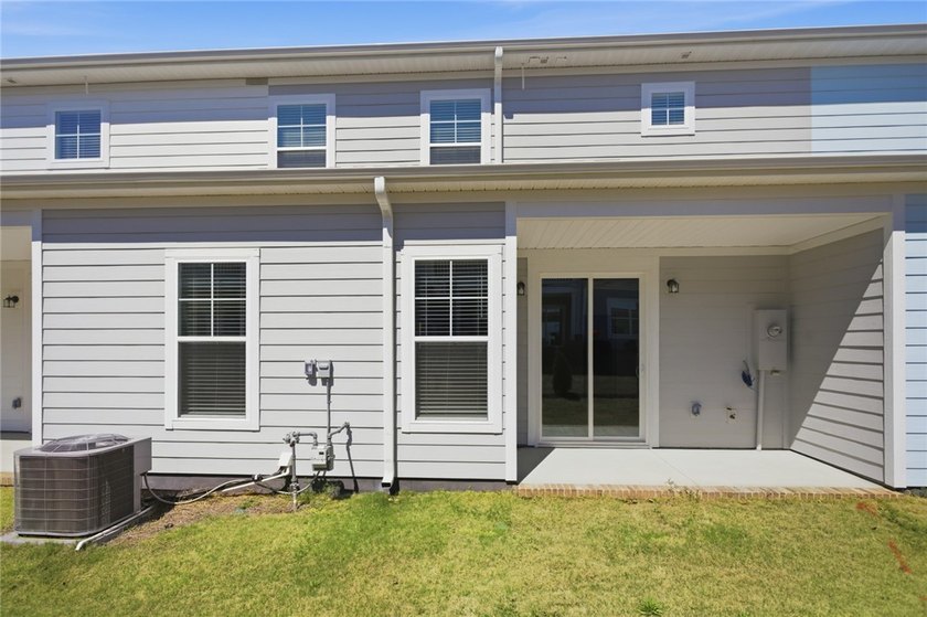 Discover unparalleled convenience and modern elegance in this - photo 4