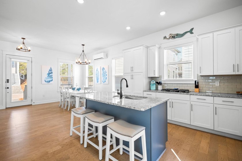 Sleeping up to 10 guests, 62 Charming Way offers two bedrooms - photo 8