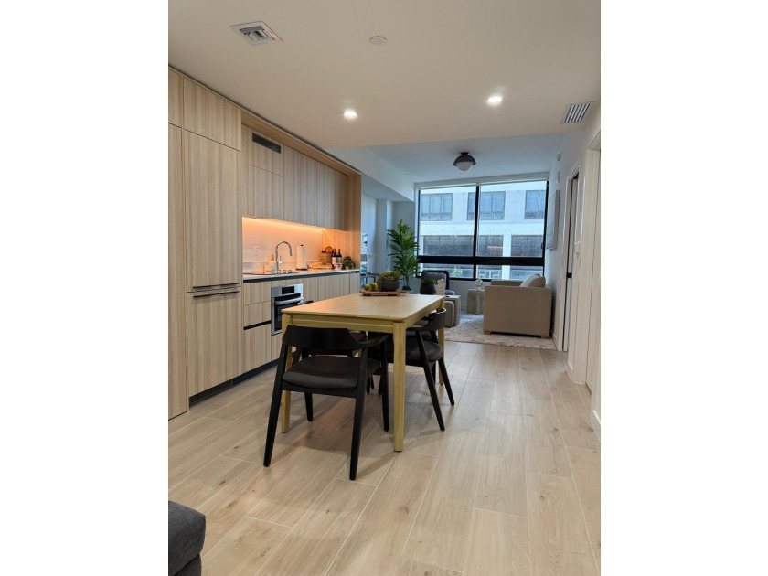 225 N Miami Ave 910 - photo 13