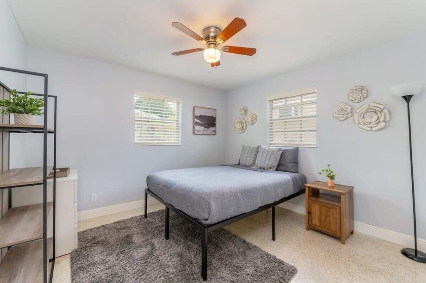 Beautifully updated and meticulously maintained home in a great - photo 16