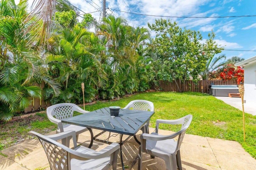 Beautifully updated and meticulously maintained home in a great - photo 19