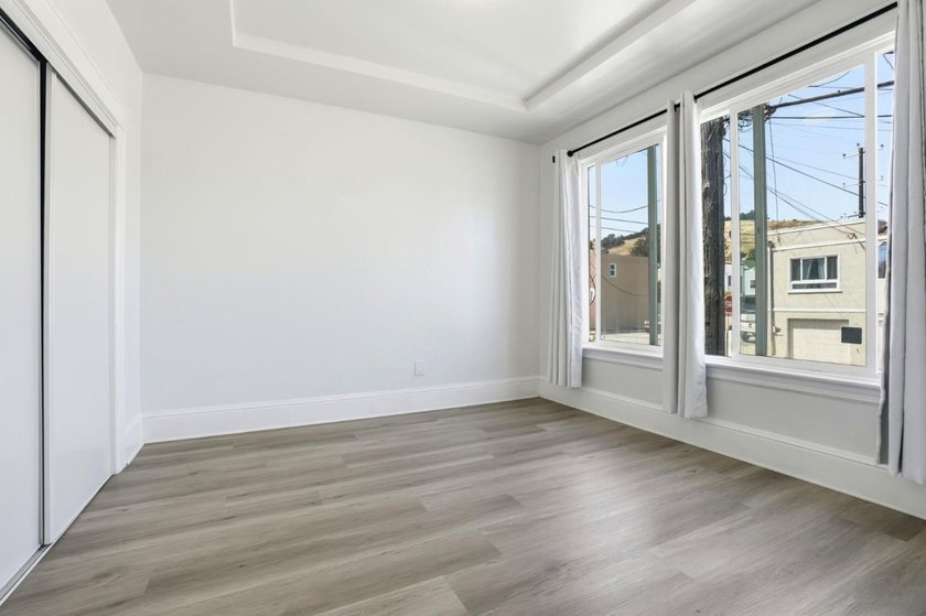Welcome to 291 Raymond Ave, a move-in ready home in sunny - photo 17
