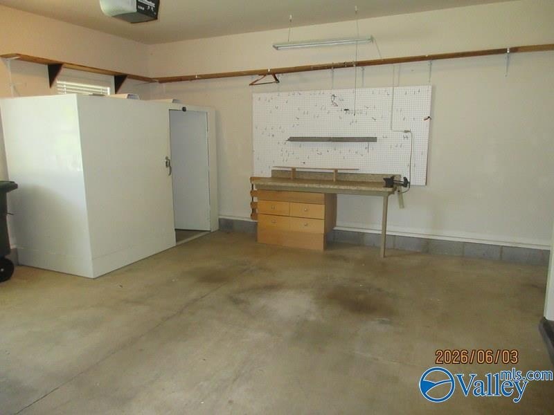Come tour this Charming garden home in popular Somerset Lake - photo 20