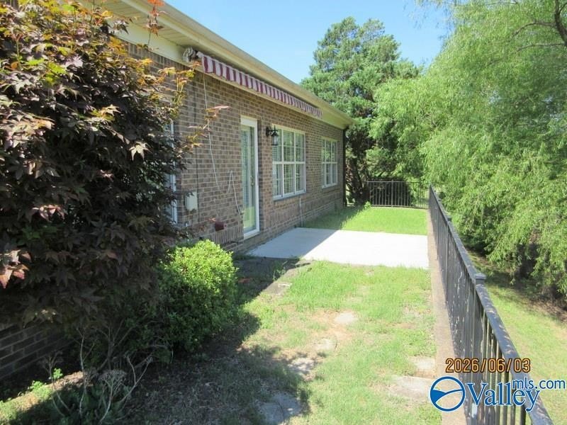 Come tour this Charming garden home in popular Somerset Lake - photo 23