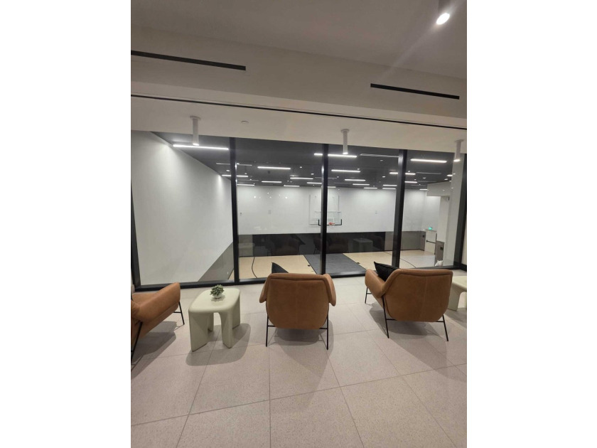 225 N Miami Ave 804 - photo 41