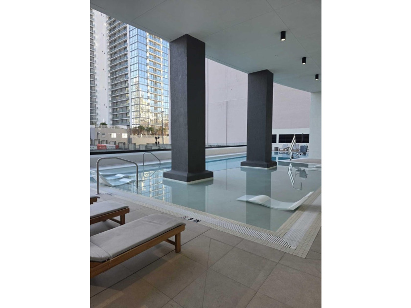 225 N Miami Ave 804 - photo 45